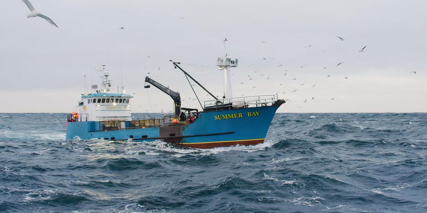 Summer Bay sailing through the water in Deadliest Catch