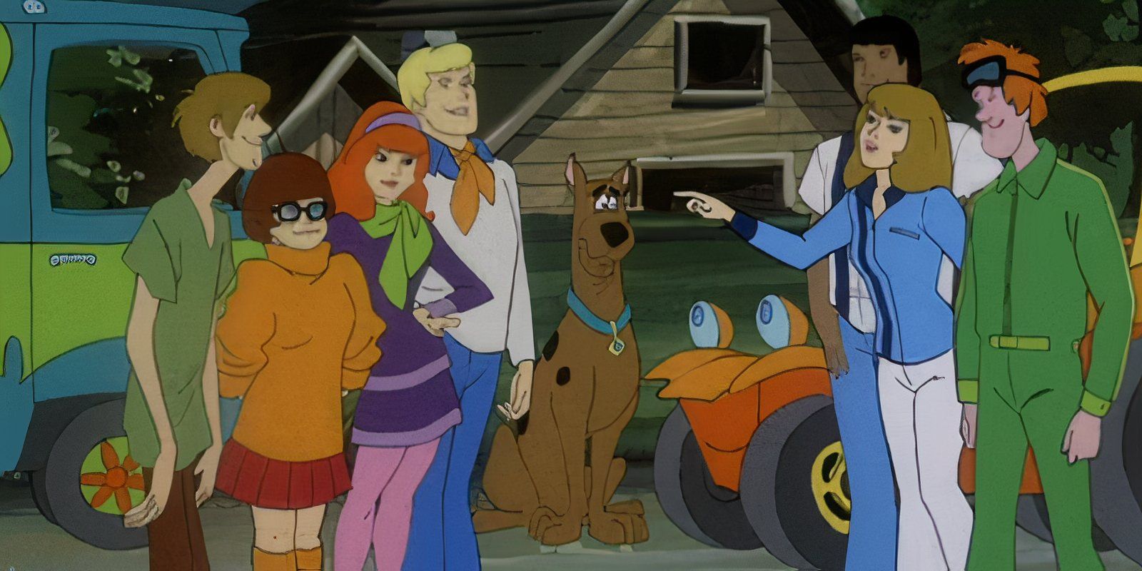The Scooby gang meeting the Speed Buggy cast in the New Scooby Doo Movies