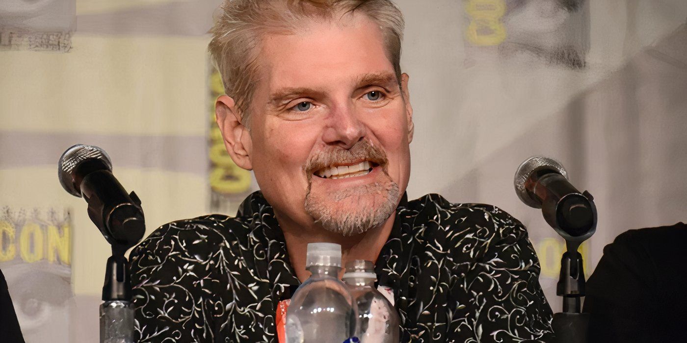 An image of Archer cast member Tom Kane at a convention