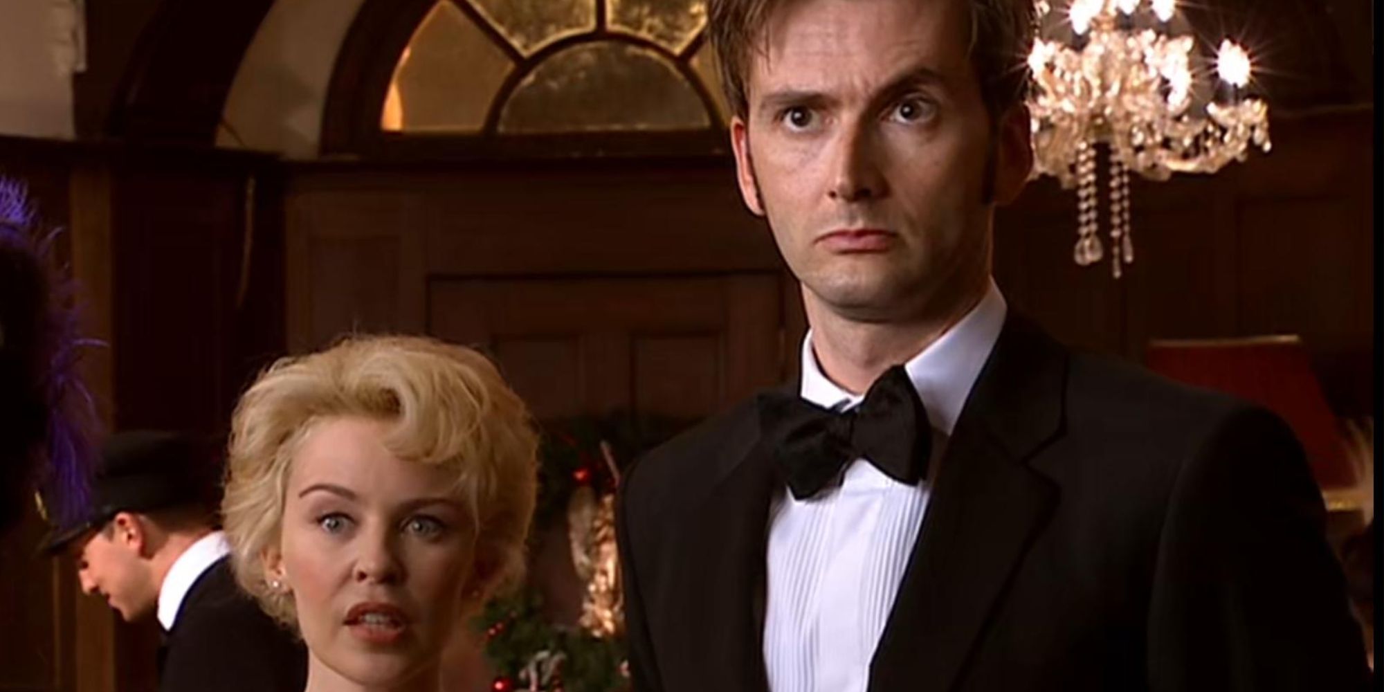 Kylie Minogue como Astrid Peth e David Tennant como o Décimo Doutor em Doctor Who