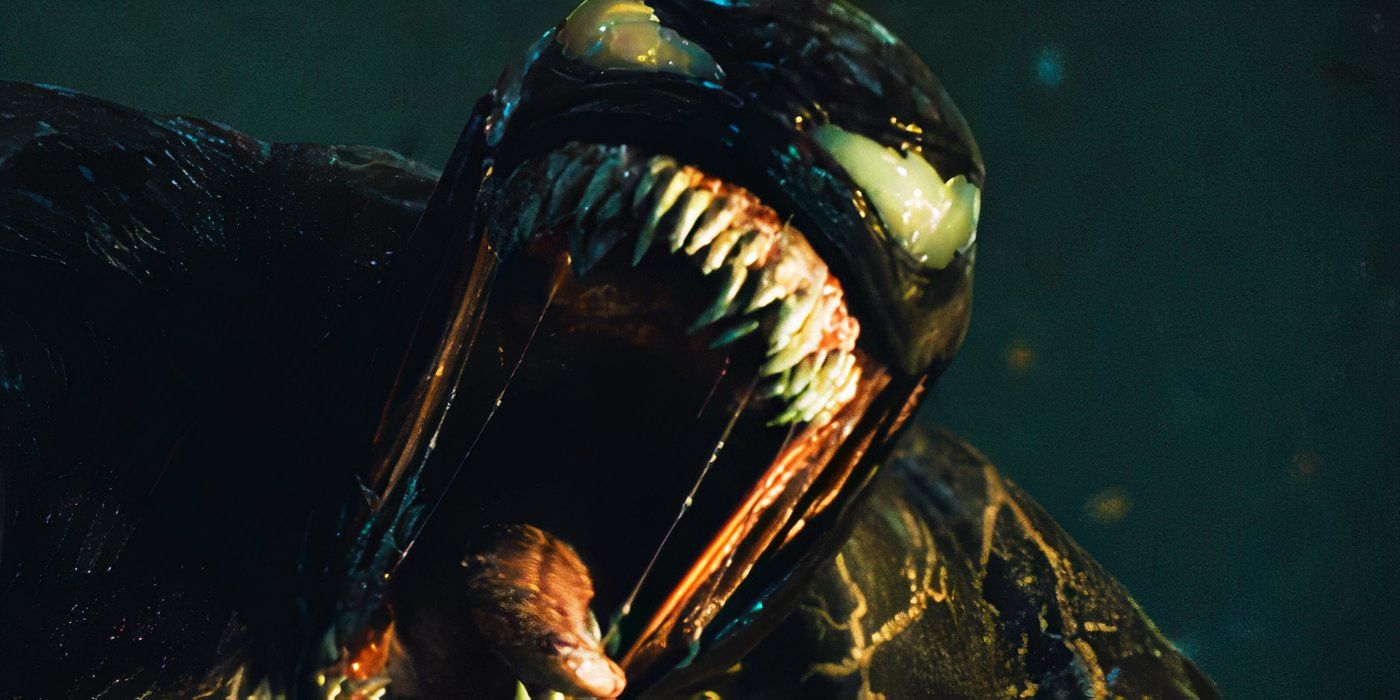 Venom snarls at the camera in Venom (2018)