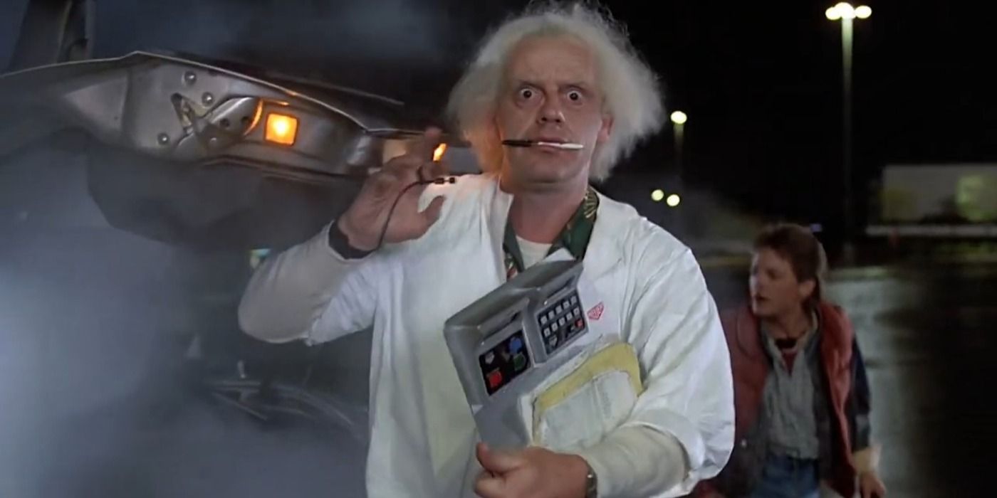 Christopher Lloyd como Emmett "Doutor" Brown na cena de De Volta para o Futuro (1985): “Se você vai construir uma máquina do tempo em um carro, por que não fazer isso com algum estilo?”