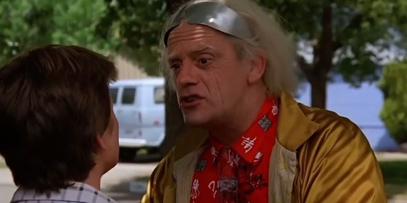 Michael J. Fox jako Marty McFly i Christopher Lloyd jako Emmett "Doktór" Scena z Brownem w Powrocie do przyszłości (1985): "Drogi? Tam, dokąd zmierzamy, nie potrzebujemy dróg..."