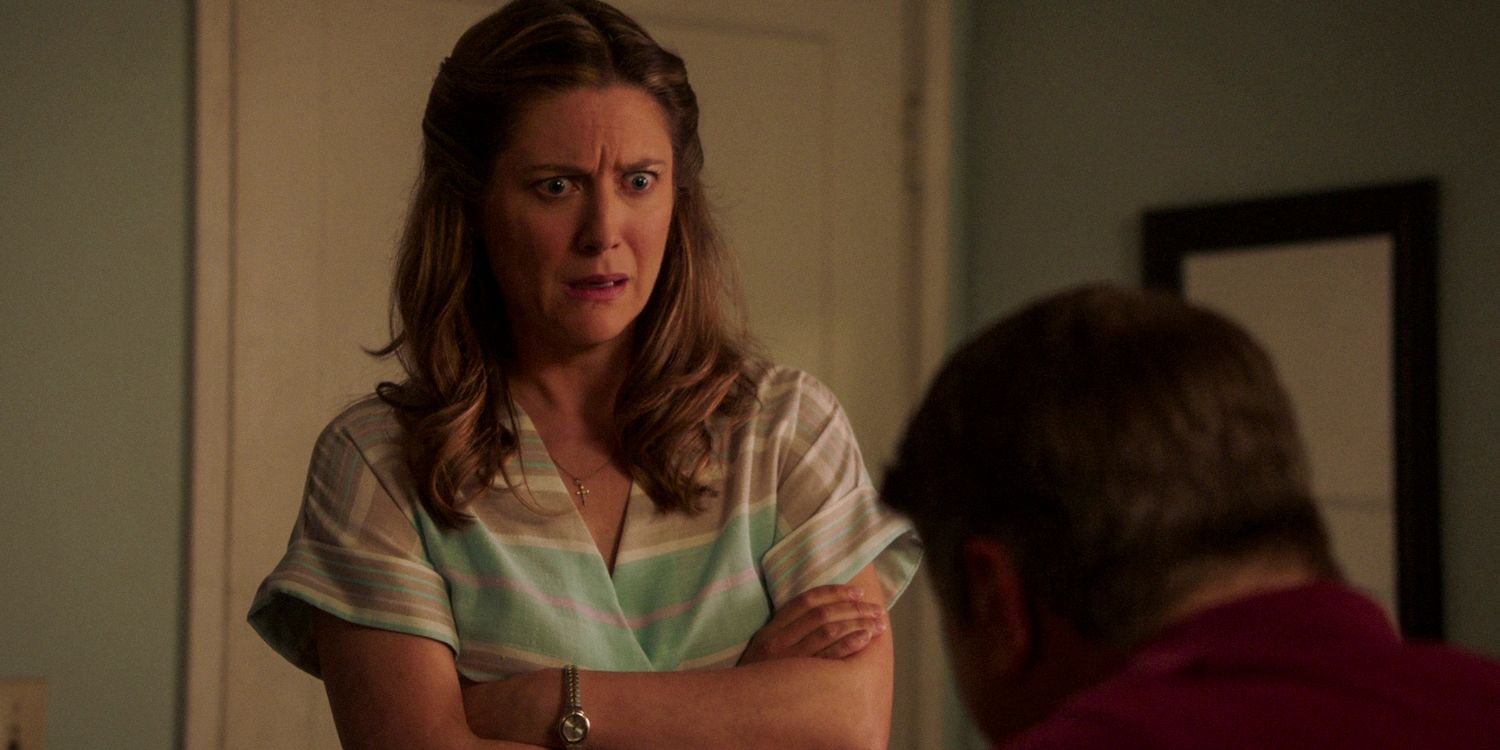 Mary Cooper (Zoe Perry) with a funny angry expression in Young Sheldon season 7 episode 12