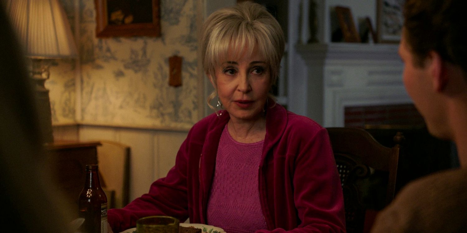 Meemaw (Annie Potts) talking to Georgie in Young Sheldon season 7 episode 12