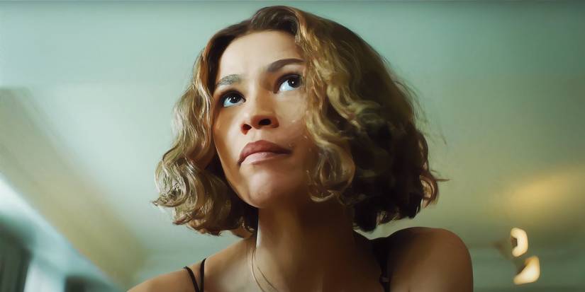 Zendaya as Tashi looking up at someone in Challengers