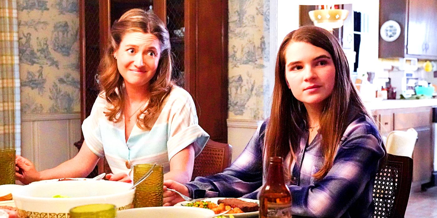 Zoe Perry as Mary and Raegan Revord as Missy in Young Sheldon