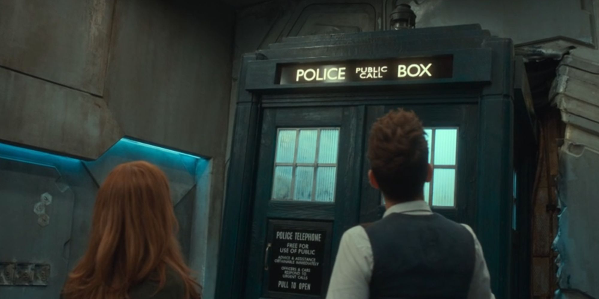 The Doctor and Donna looking at the TARDIS in Doctor Who