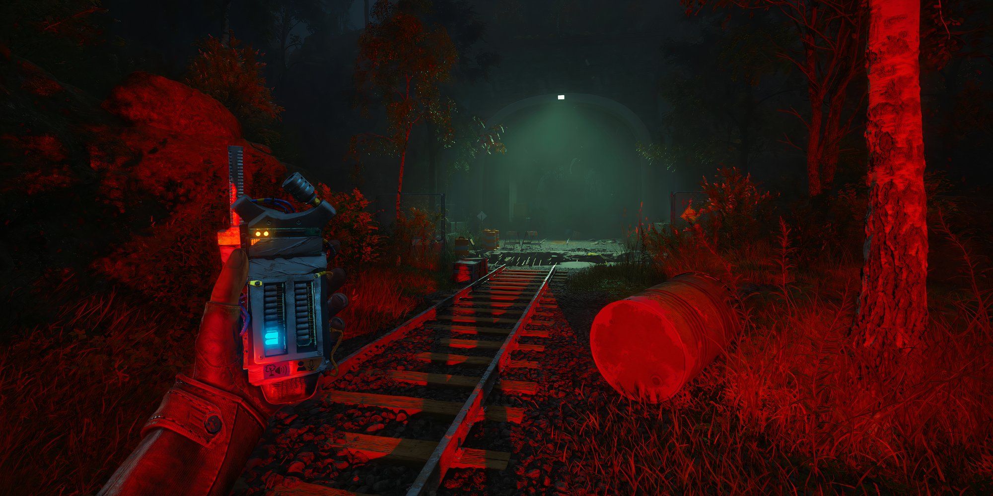 Captura de tela do jogo de A Quiet Place The Road Ahead apresentando uma floresta escura.