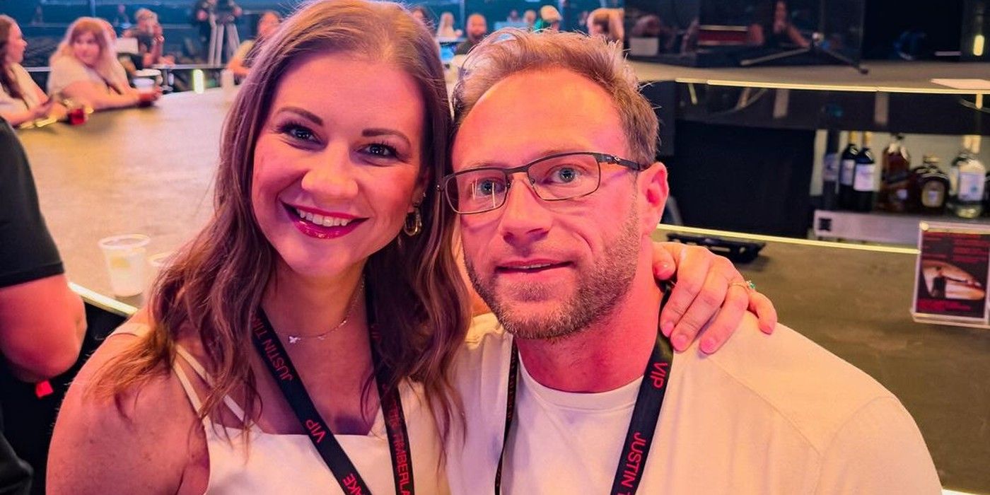 OutDaughtered seaon 10 Adam & Danielle Busby taking a selfie during Justin Timberlake concert