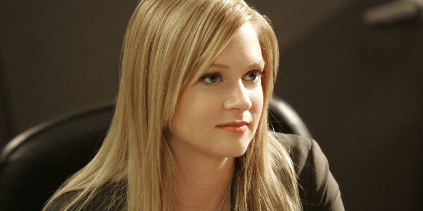 AJ Cook As JJ Jennifer Jareau In Criminal Minds.jpg