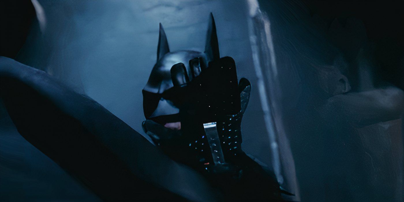 10 Best Batman Gadgets In Michael Keaton's Movies