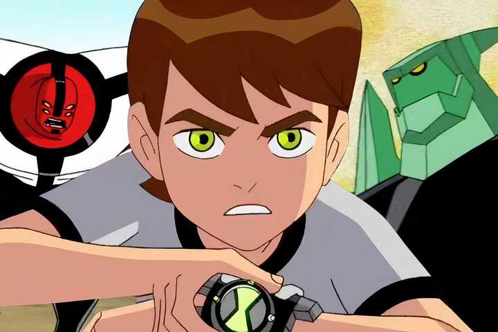 Ben Ten tuning his watch with Diamondhead and Four Arms in the background