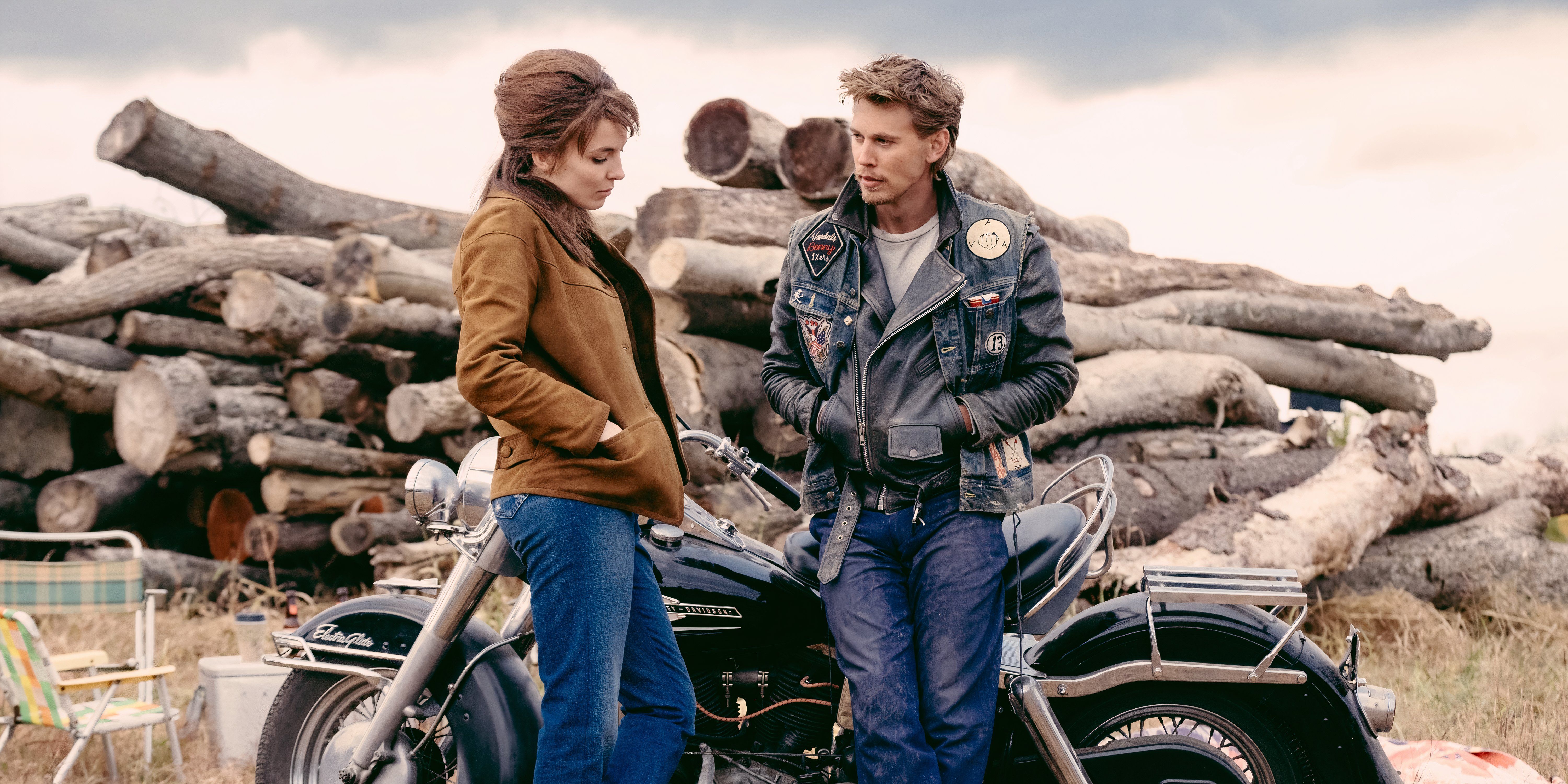 Tom Hardy & Austin Butler's Biker Movie With 80% On Rotten Tomatoes Is Now Streaming