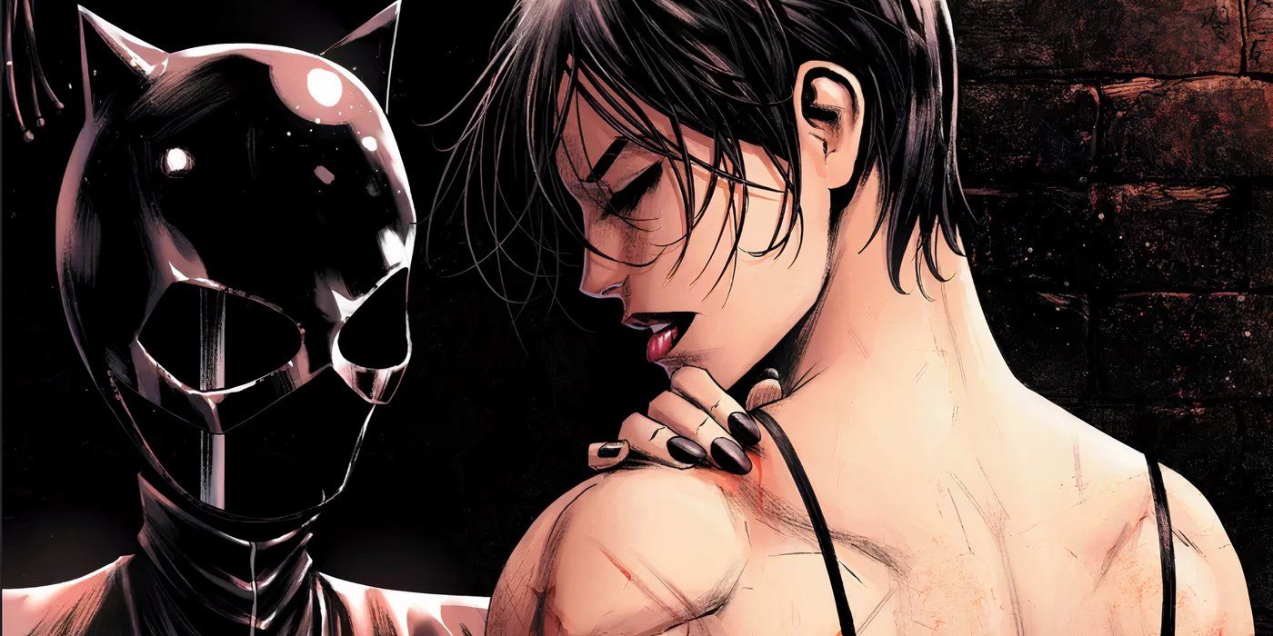 Catwoman #53 varaint cover featuring Selina out of cat suit