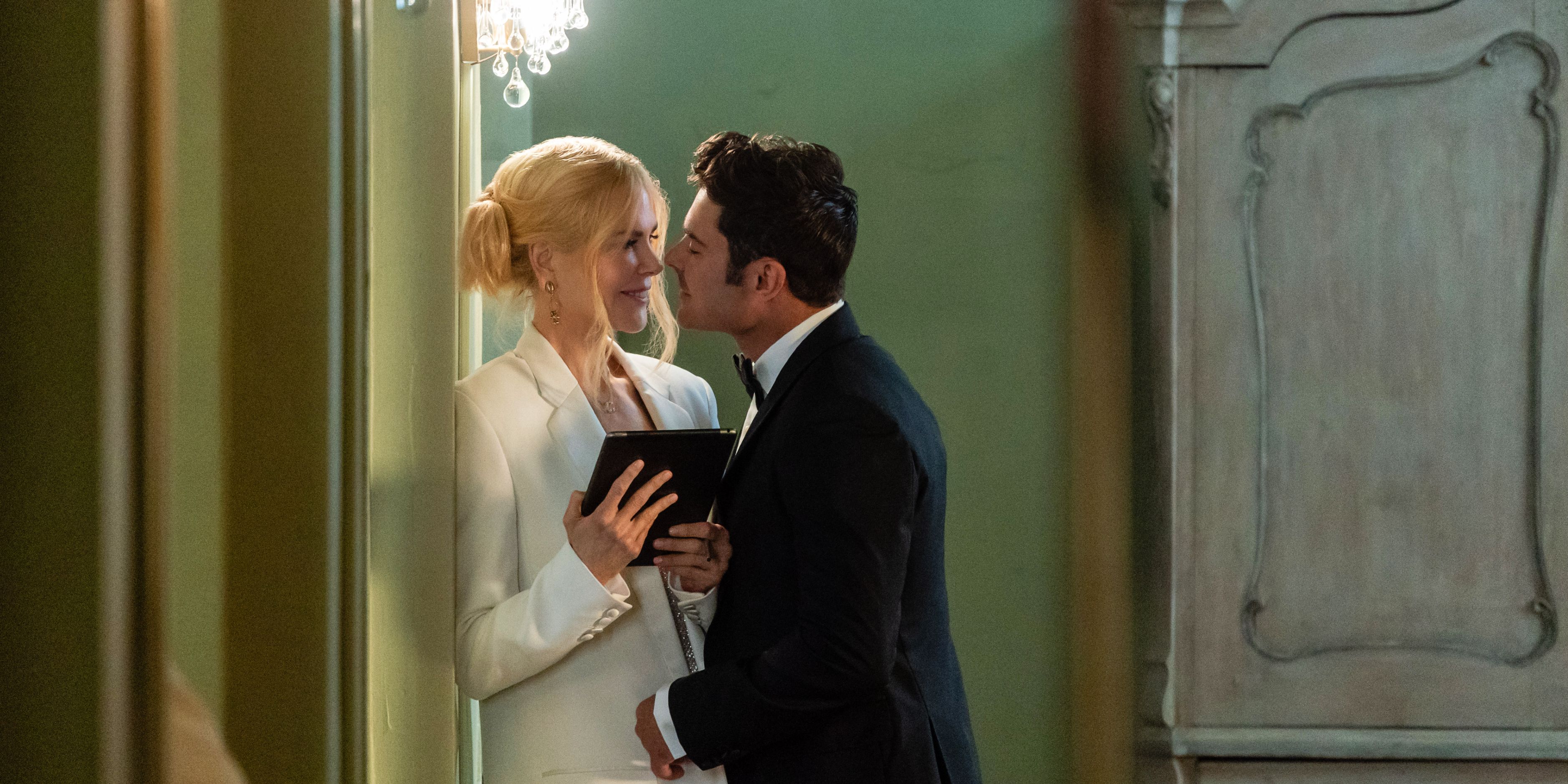 New Nicole Kidman Romance Creates The Weirdest Trend Of Her 41-Year Movie Career