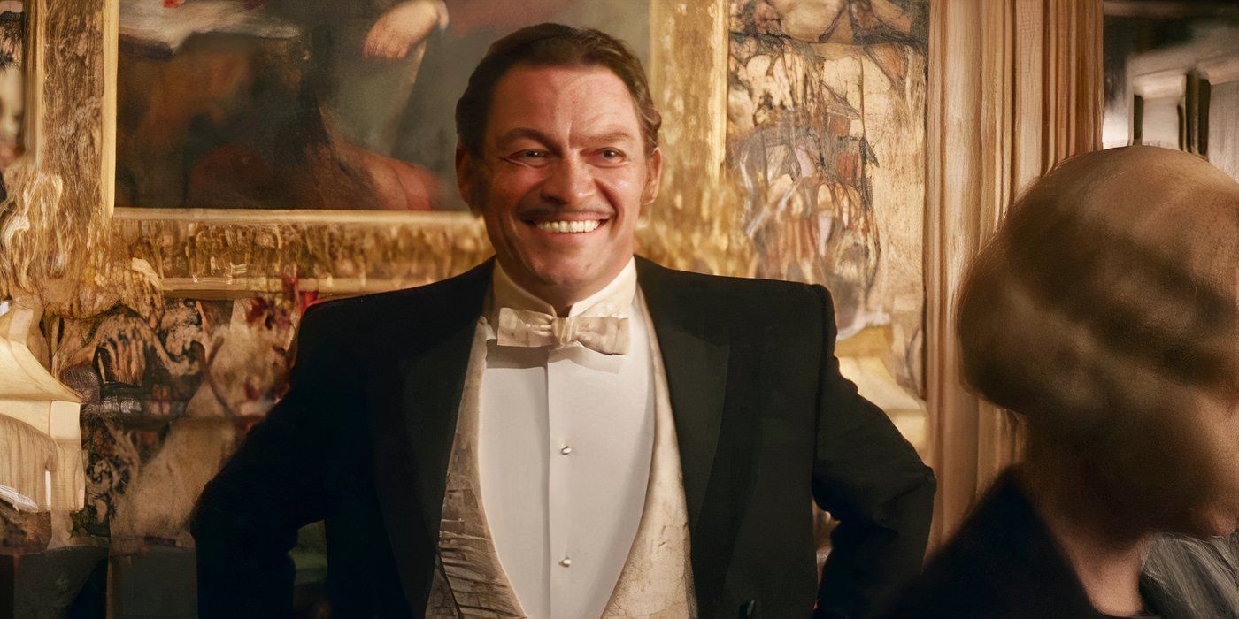 Dominic West sorri amplamente como Guy Dexter em Downton Abbey