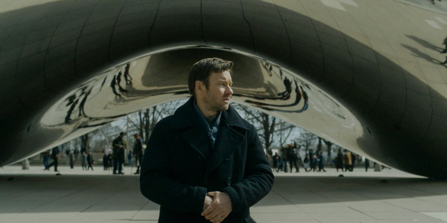 The real Jason Dessen (Joel Edgerton) in front of the Bean in Chicago waiting to meet up with Daniela and Charlie in Dark Matter season 1 episode 8