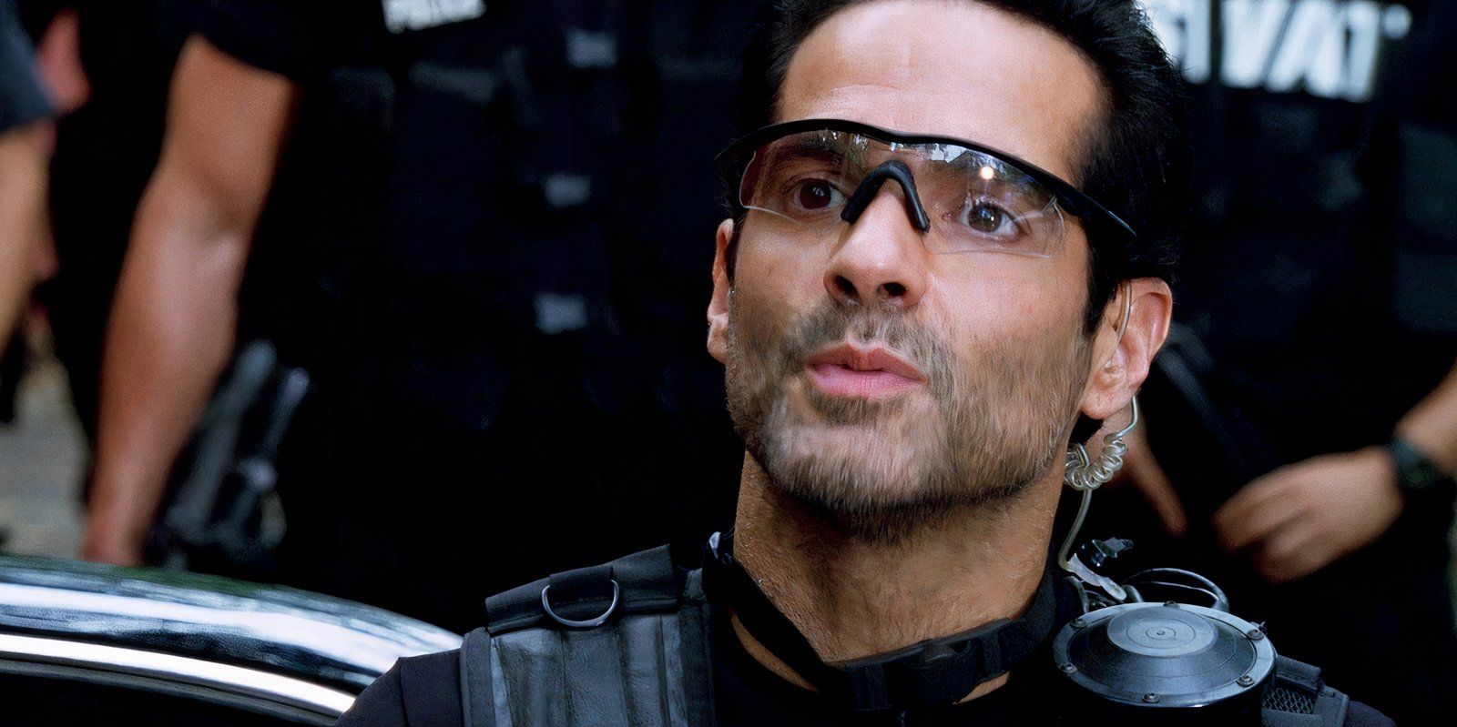 Yul Vazquez as Detective Mateo Reyes in Bad Boys II