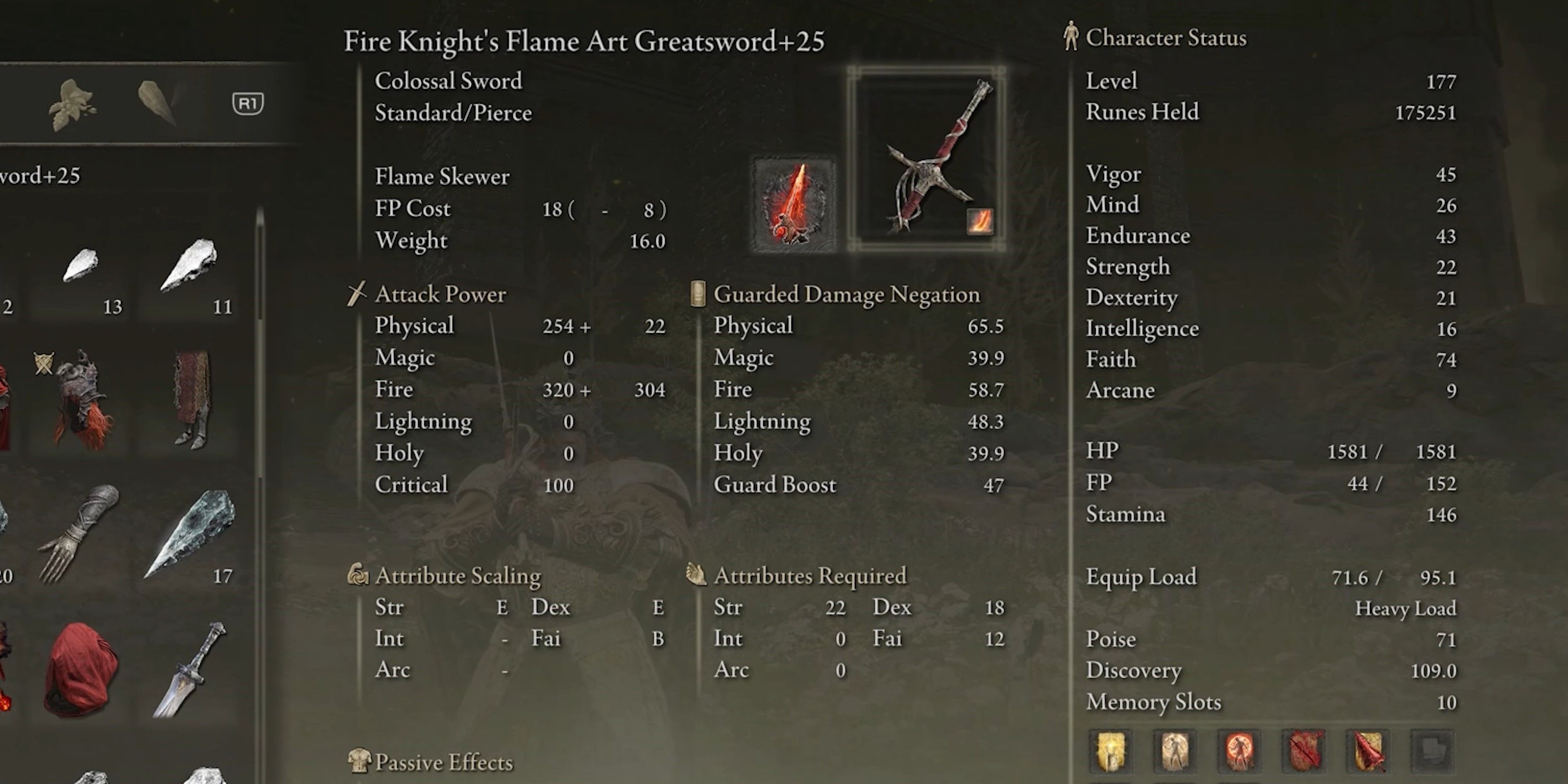 Estatísticas do menu de uma Espada Grande de Cavaleiro de Fogo totalmente atualizada em Elden Ring
