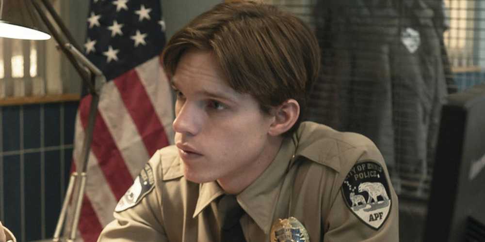 finn bennett as peter prior in true detective night country 1