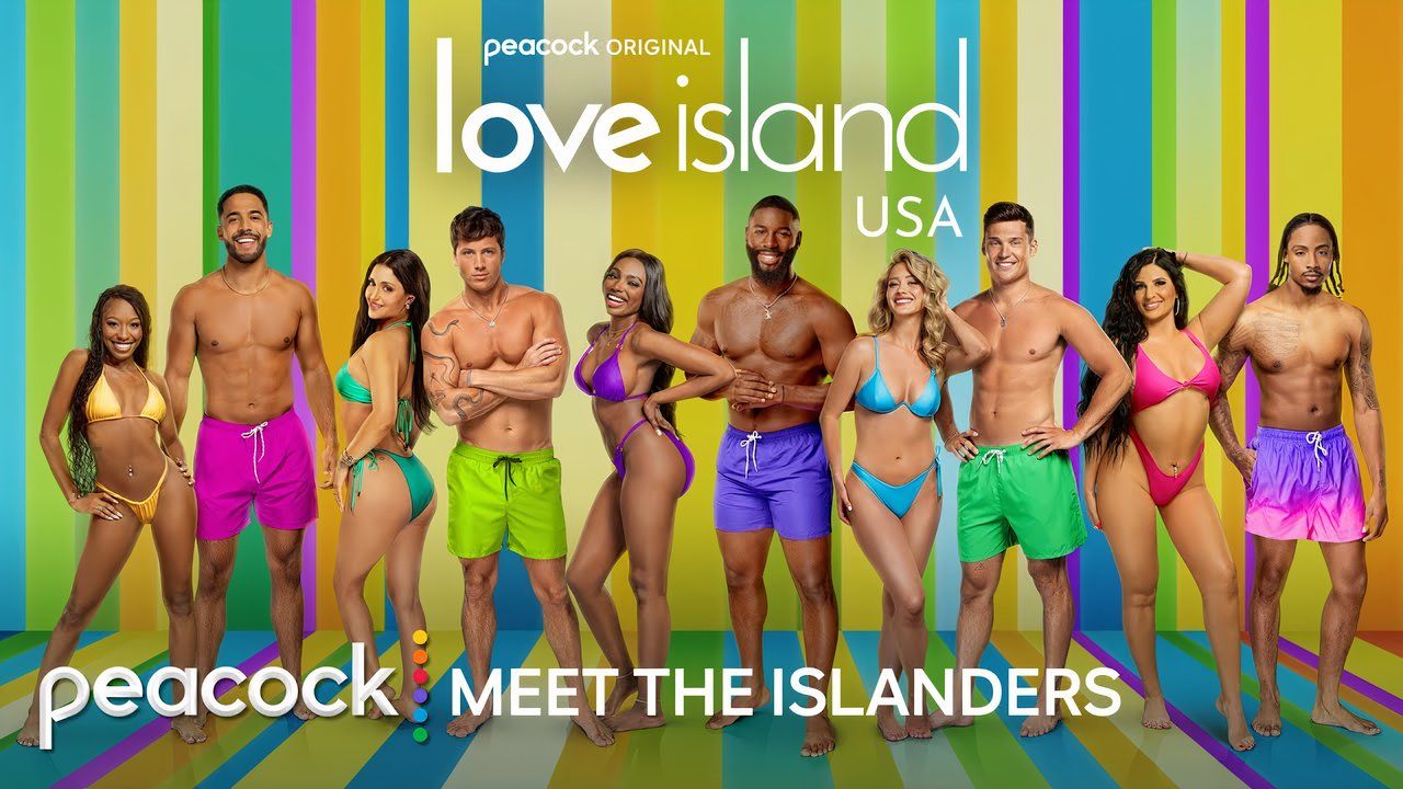 Elenco da 6ª temporada de Love Island USA posa em uma foto promocional.