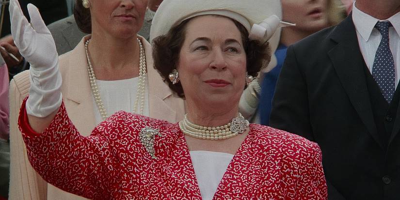 Jeannette Charles as Queen Elizabeth II Waving In The Naked Gun