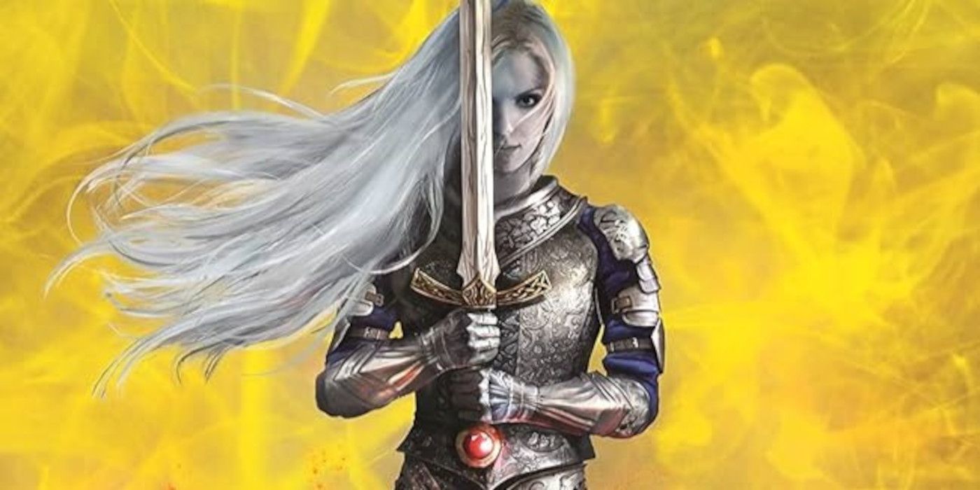 Portada de Kingdom of Ashes con Aelin Galatinius con armadura y sosteniendo una espada