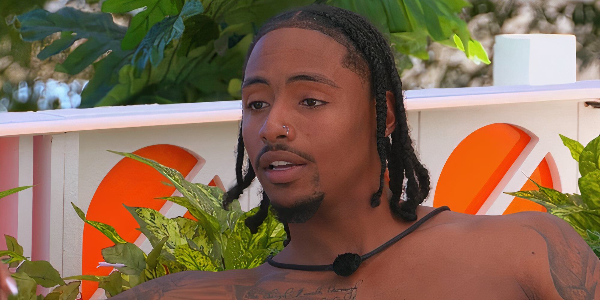 Kordell Beckham speaks shirtless in close-up on Love Island USA