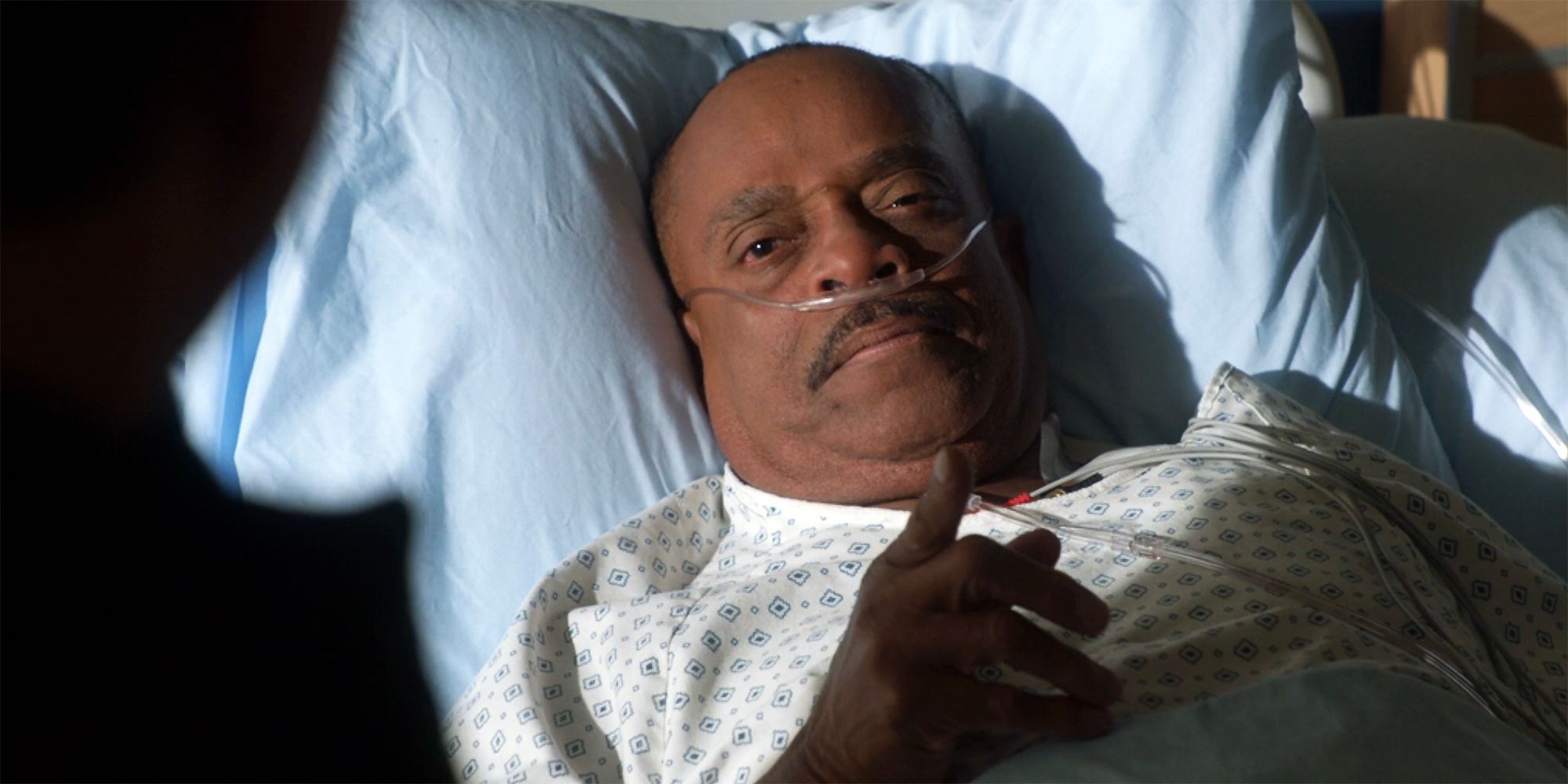 Leon Vance in the hospital in A Thousand Yards 3