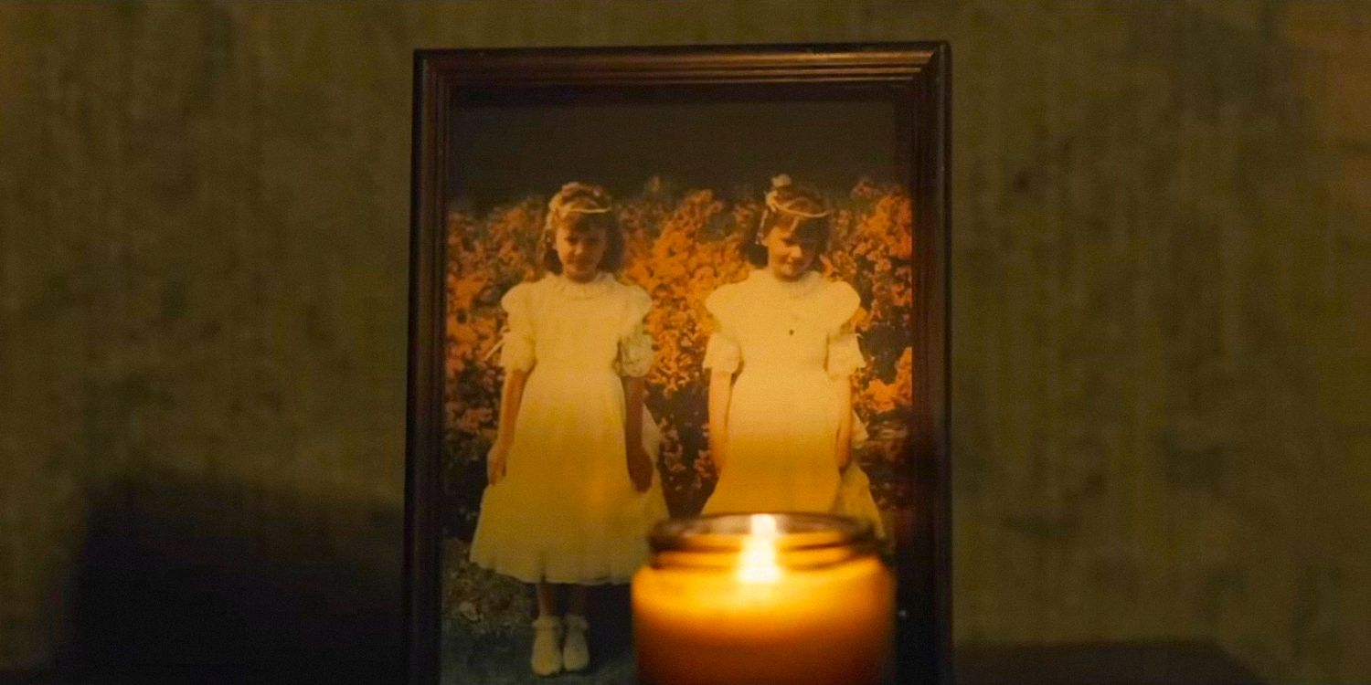 An old photo of twin girls in Oddity
