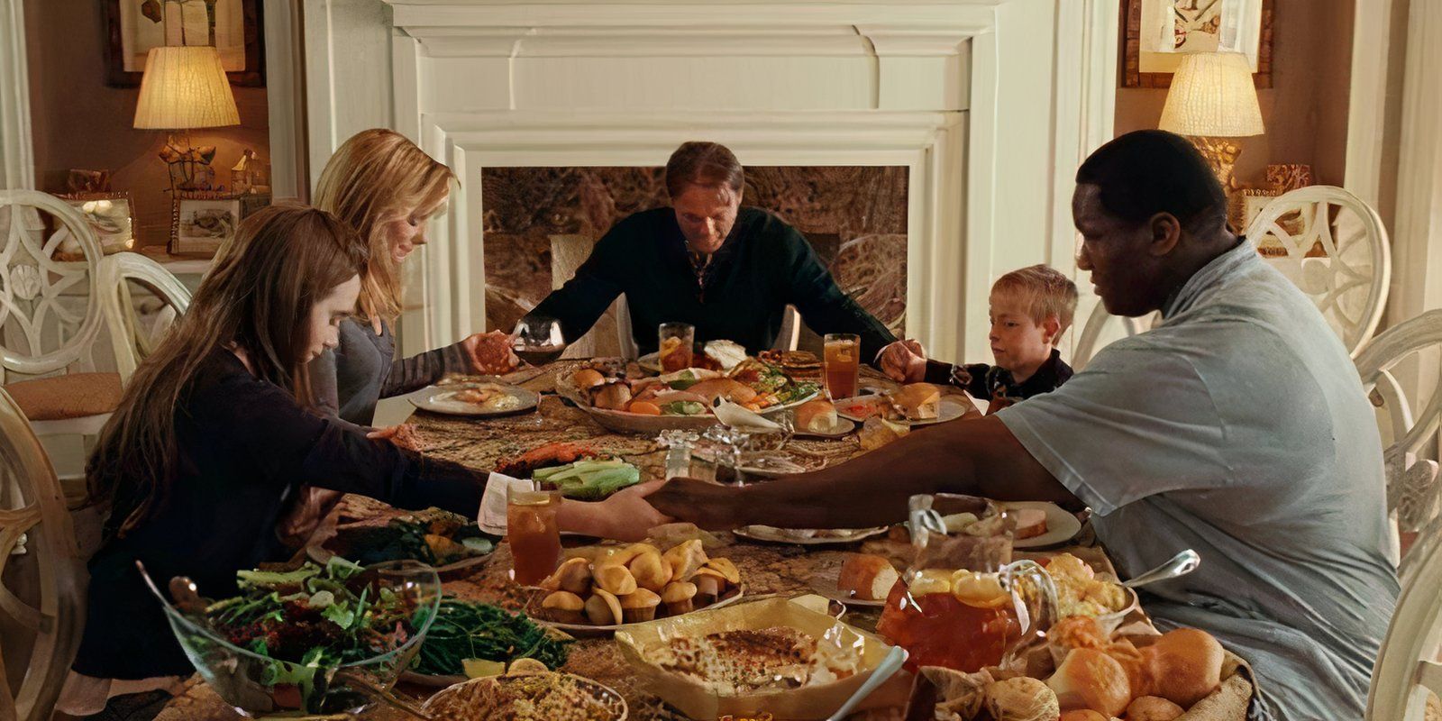 The Tuohy family around the dinner table
