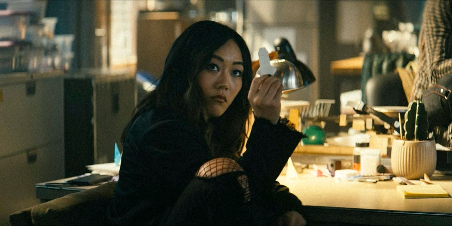 Kimiko (Karen Fukuhara) showing an origami figure in The Boys season 4 episode 2