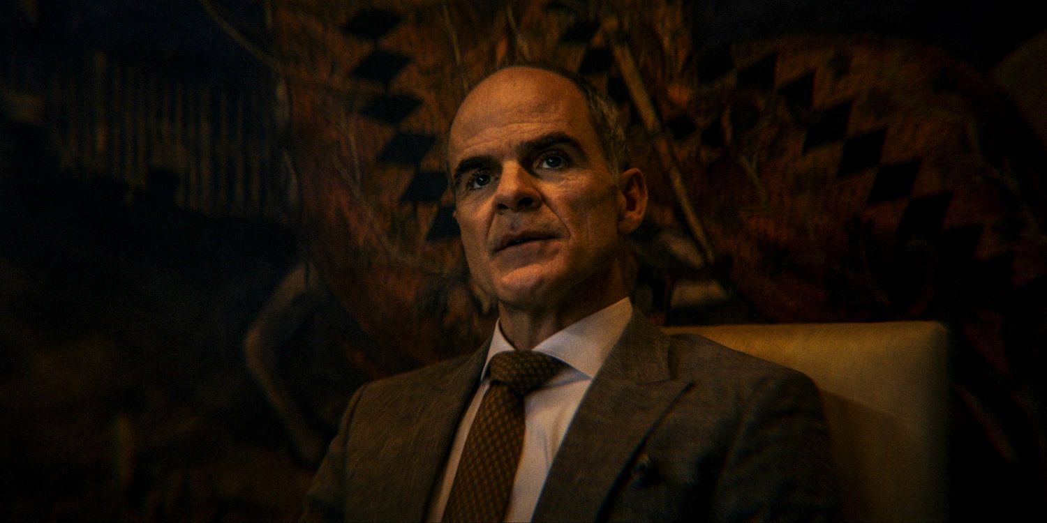 Johnny Vitti (Michael Kelly) in The Penguin (2024) looking offscreen