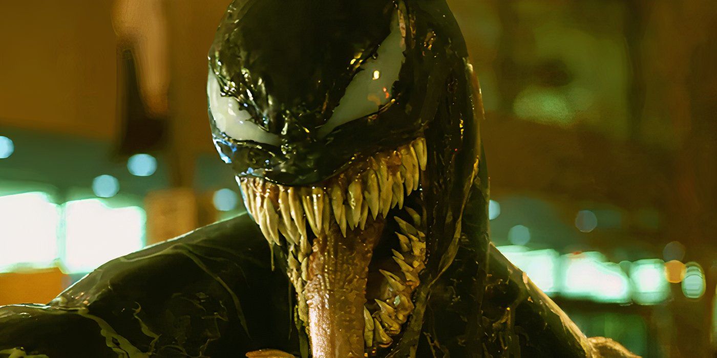 Venom com a língua de fora no universo do Homem-Aranha da Sony