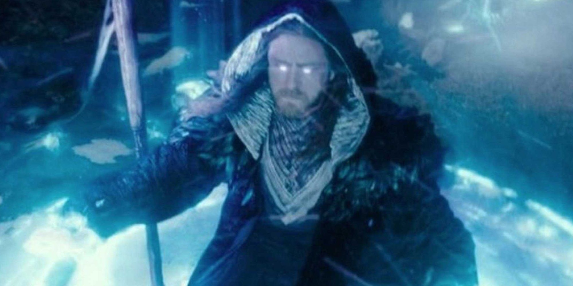 A warlock using magic in the Warcraft movie