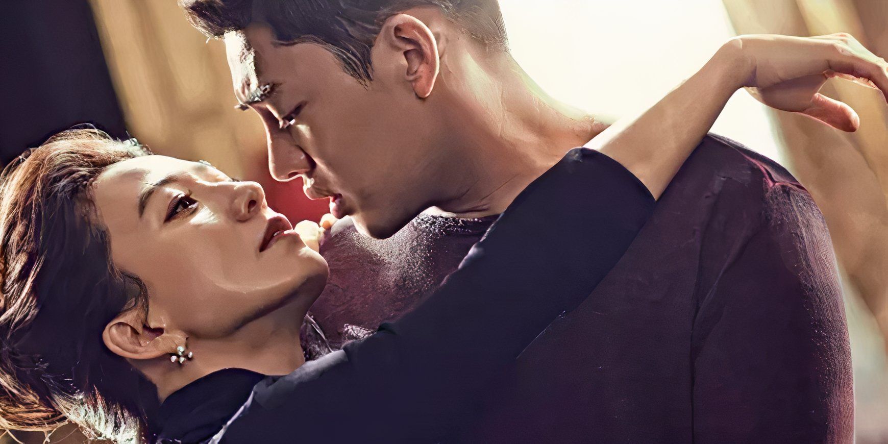 A young man and a middle aged woman passioantely embrace in the K-drama Secret Love Affair