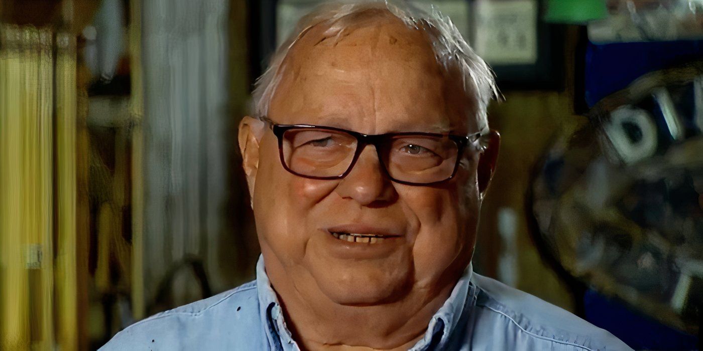 Bob Petersen talking on American Pickers.