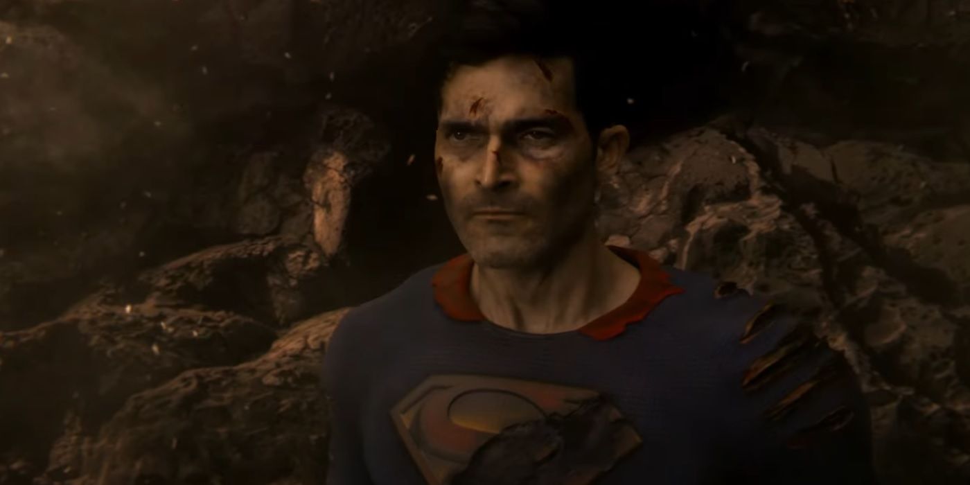 Clark Kent Beaten Up In Superman & Lois Season 4 Footage