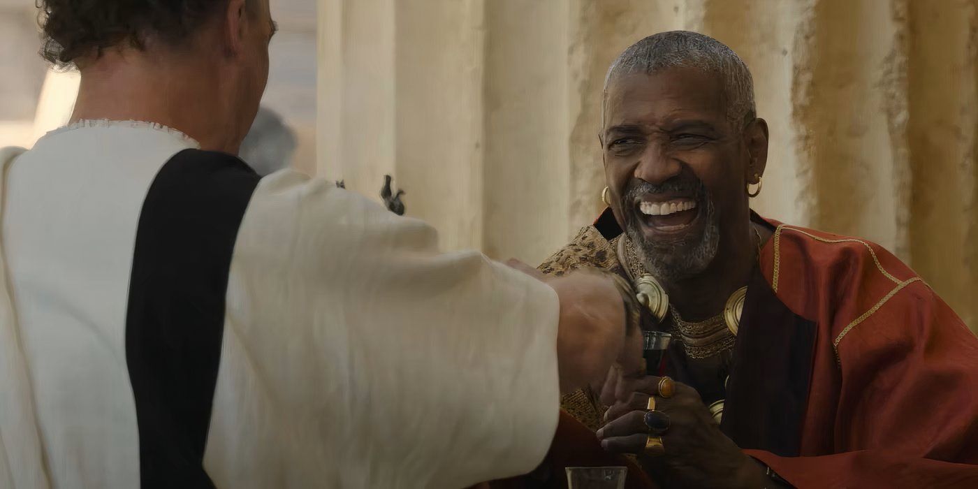 Denzel Washington rindo em Gladiador 2