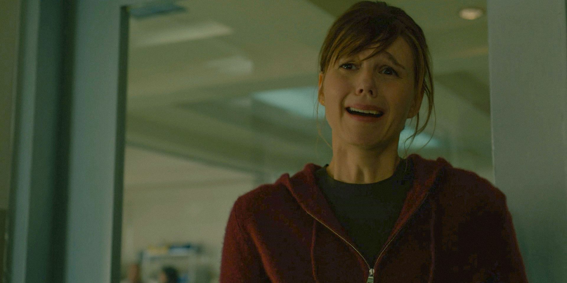 Kristen (Katja Herbers) crying over Sheryl&rsquo;s death in Evil Season 4 Episode 10