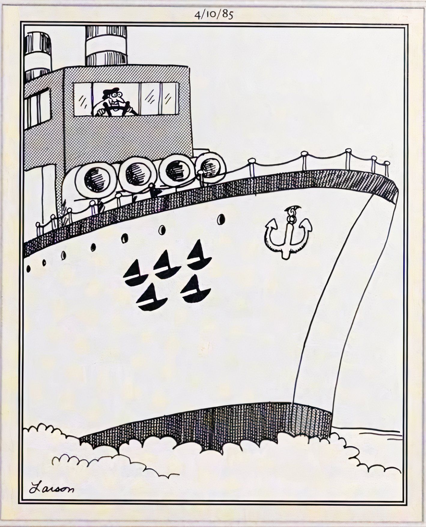 Far Side, 10 de abril de 1985, navio de cruzeiro com marcas representando veleiros que foi destruído