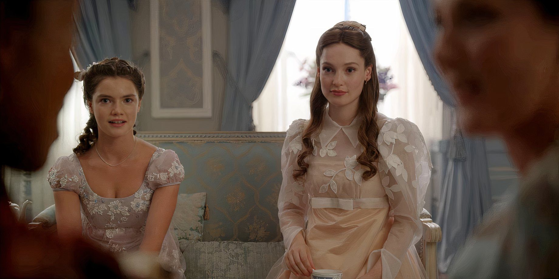 Florence Hunt as Hyacinth and Hannah Dodd as Francesca in Bridgerton season 3