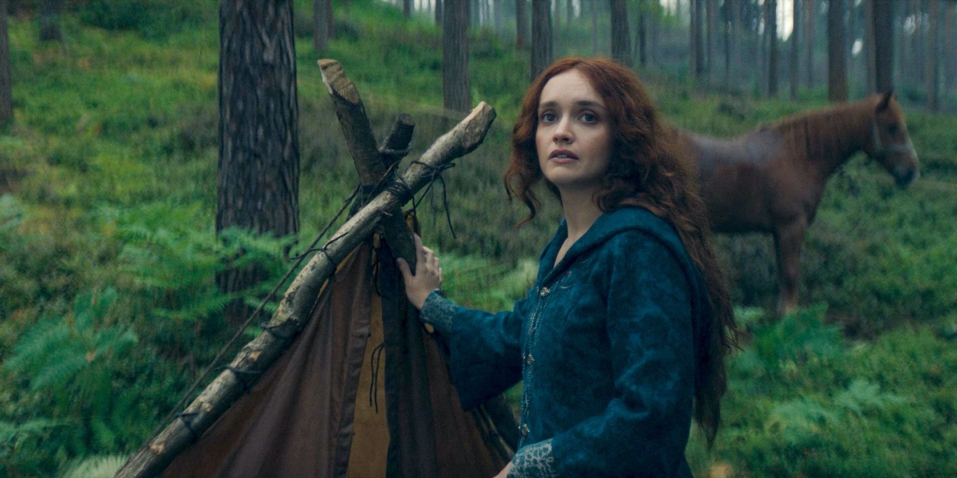 Alicent (Olivia Cooke) camping in the middle of the forest in House of the Dragon Season 2 Episode 7