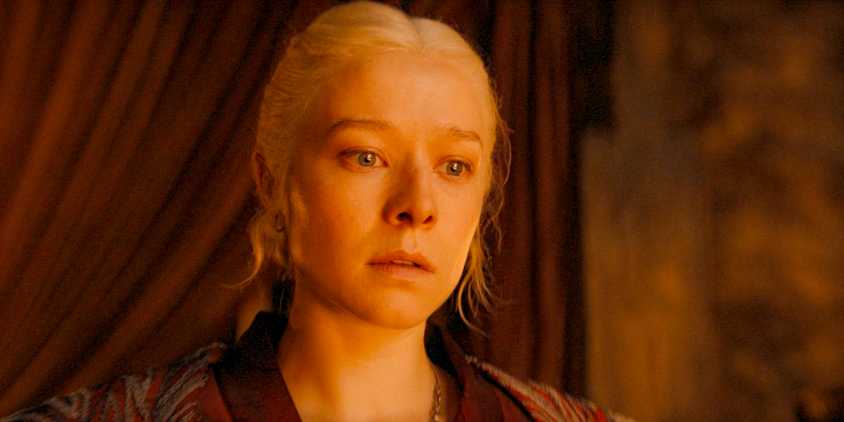 Rhaenyra Targaryen (Emma D'Arcy) watching as Vermithor sets everything ablaze in House of the Dragon Season 2 Episode 7