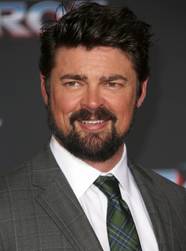 Karl Urban Dommer Dredd Uten Hjelm Titologrande gif Karl Urban Dommer Dredd Uten Hjelm Titologrande gif