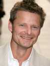 Headshot Of Steve Zahn In The premiere of
