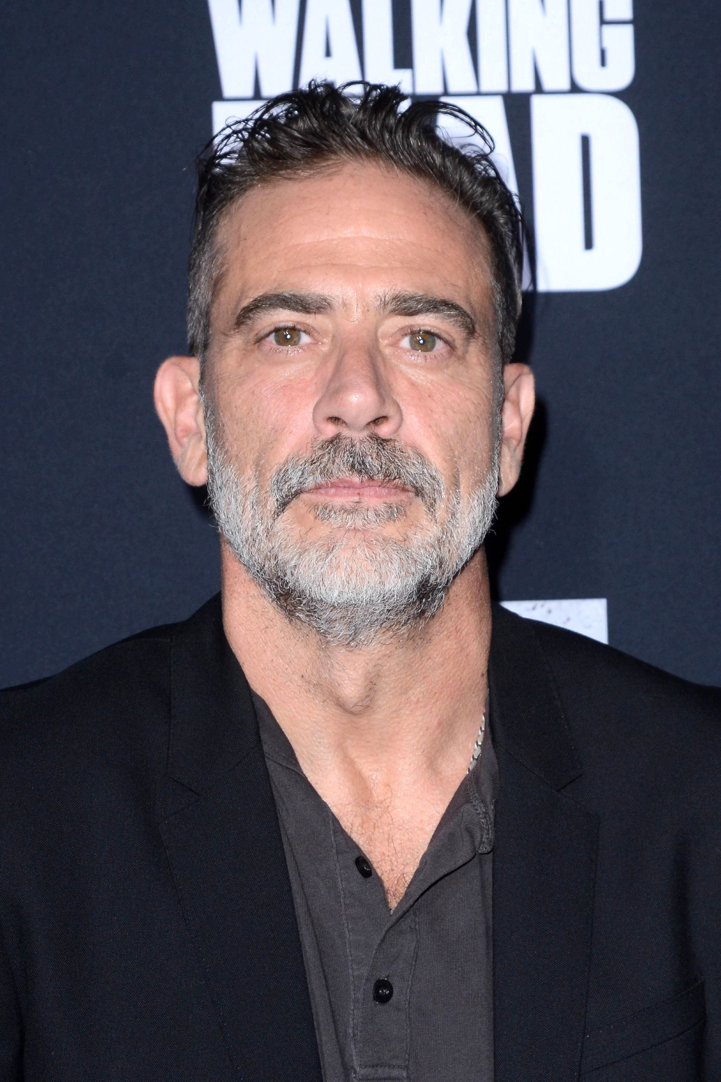 Headshot Of Jeffrey Dean Morgan In The Premiere Of The Walking Dead