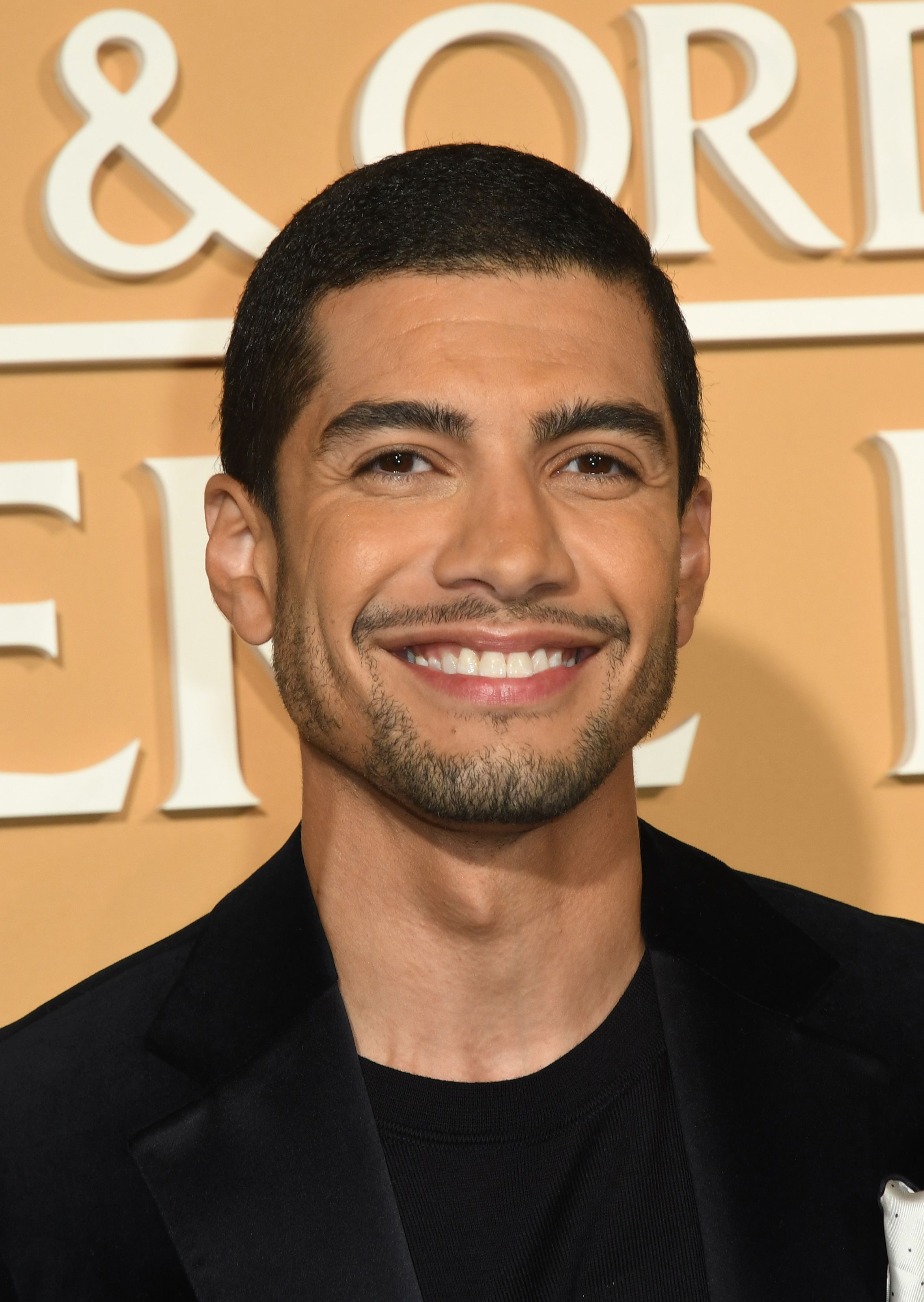 Coach Carter Summary, Latest News, Trailer, Cast, Where to Watch and More