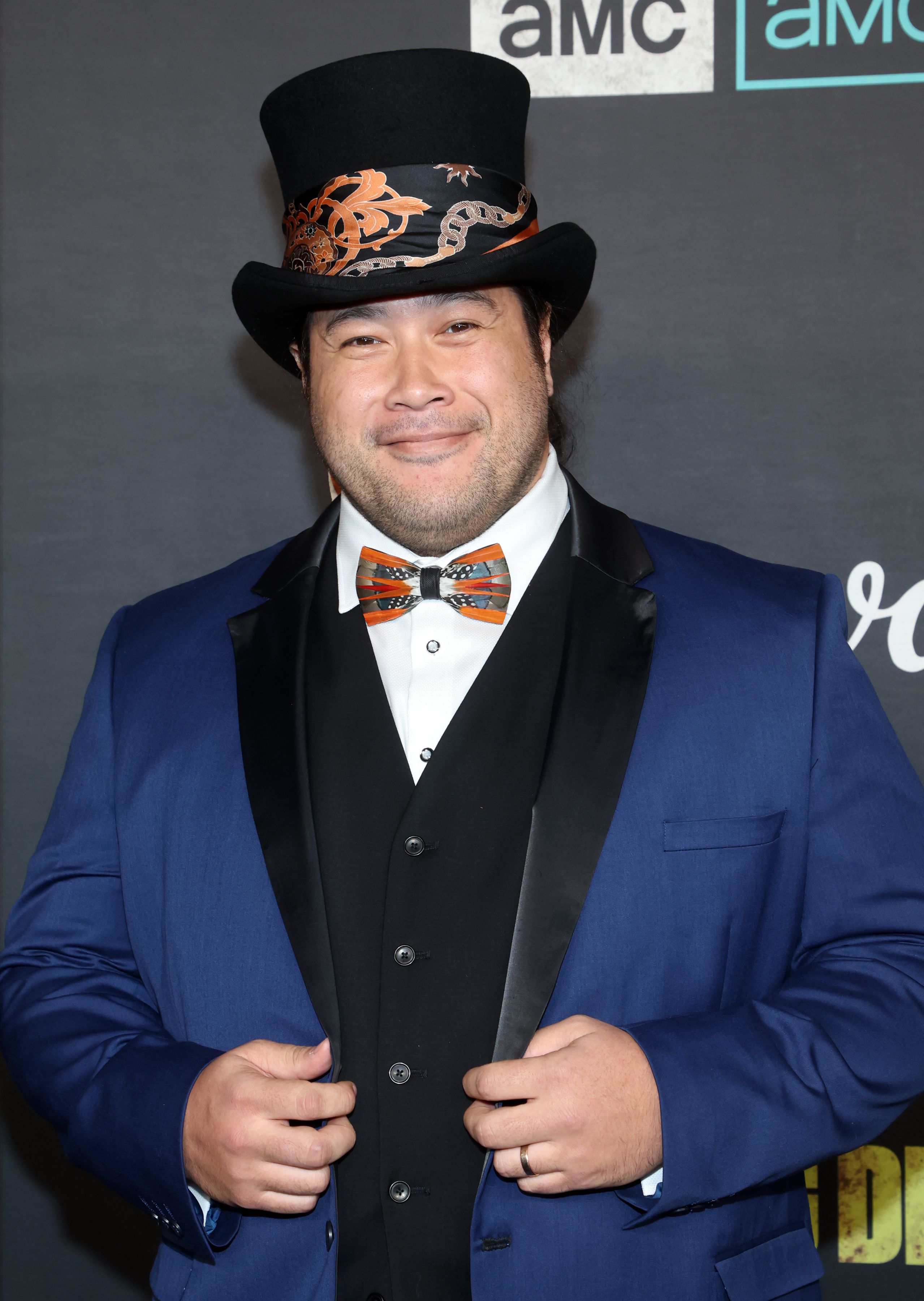 Headshot Of Cooper Andrews In The The Walking Dead Live: The Finale Event